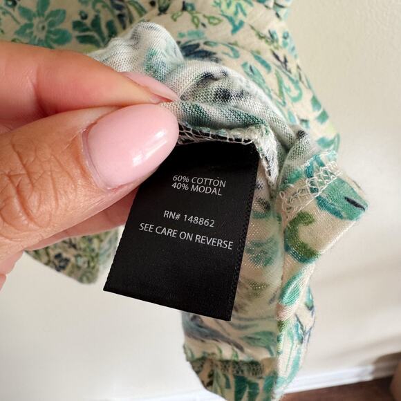 Torrid Green + Blue Floral Print Short Sleeve Smocked Mock Neck Top - 3X - NWT - Picture 5 of 11